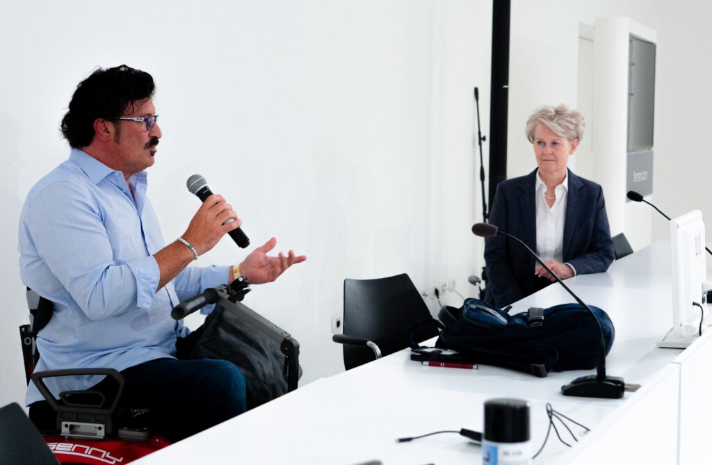 Paolo Badano e Sibyl von der Schulenburg alla presentazione del progetto a Modena